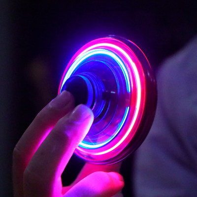 Little Hood Flynova Spinne The Most Tricked-Out Flying Spinner